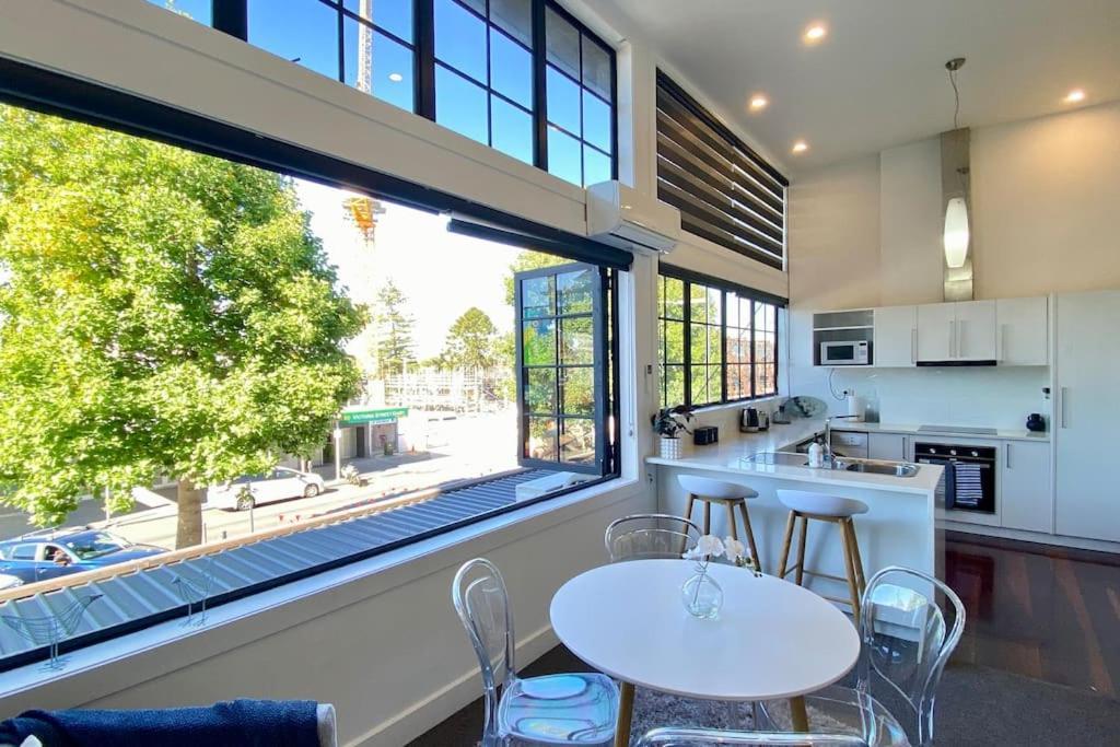 The Statesman Apartment แฮมิลตัน ภายนอก รูปภาพ
